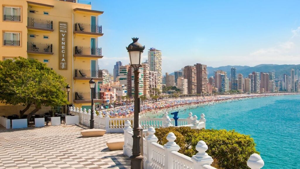 photo of iconic hotel villa Venecia Boutique hotel in Benidorm, Spain 