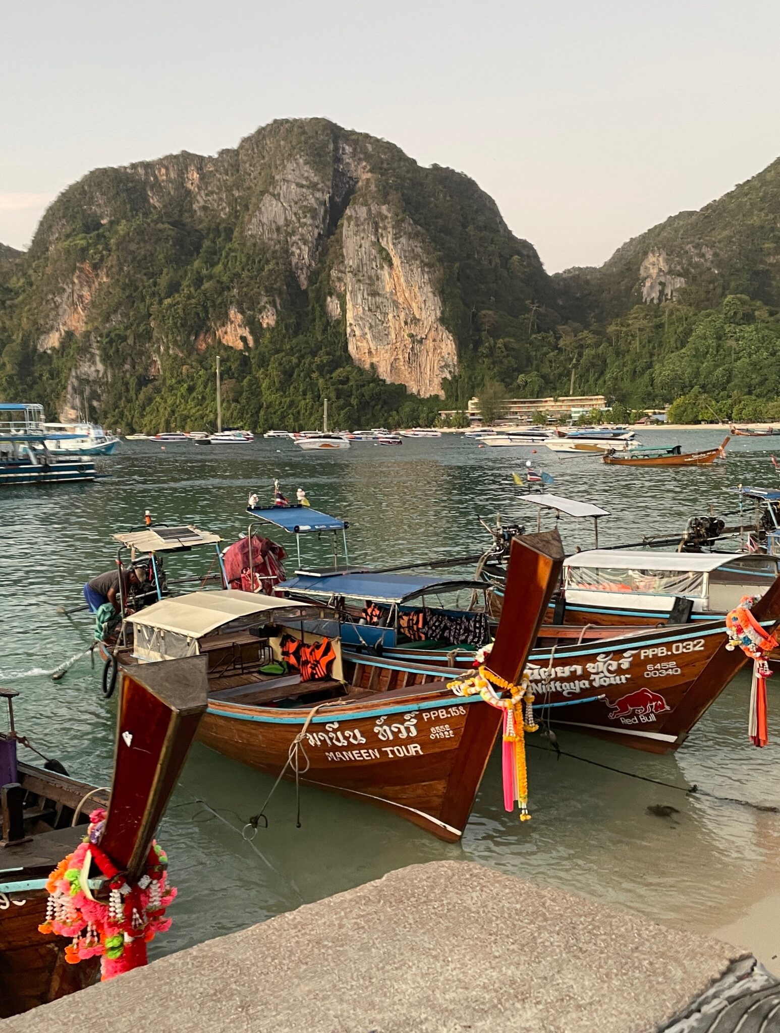 Koh Phi Phi Or Koh Lanta Which Is Best To Visit? Travel Hiatus
