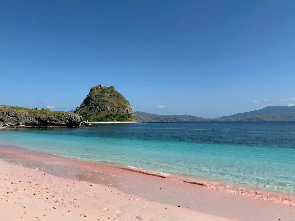 the famous pink beach in Bali on a clear day 
